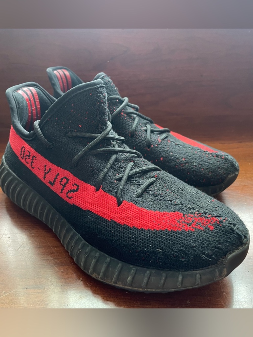Adidas YEEZY Boost 350 V2 Big kids size 6.5